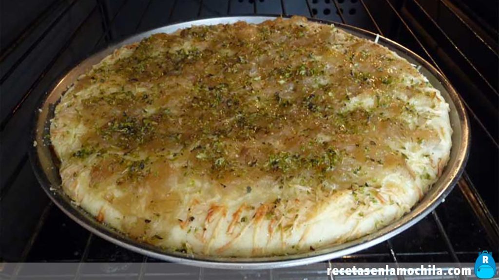 Pizza de cebolla con Thermomix en el horno