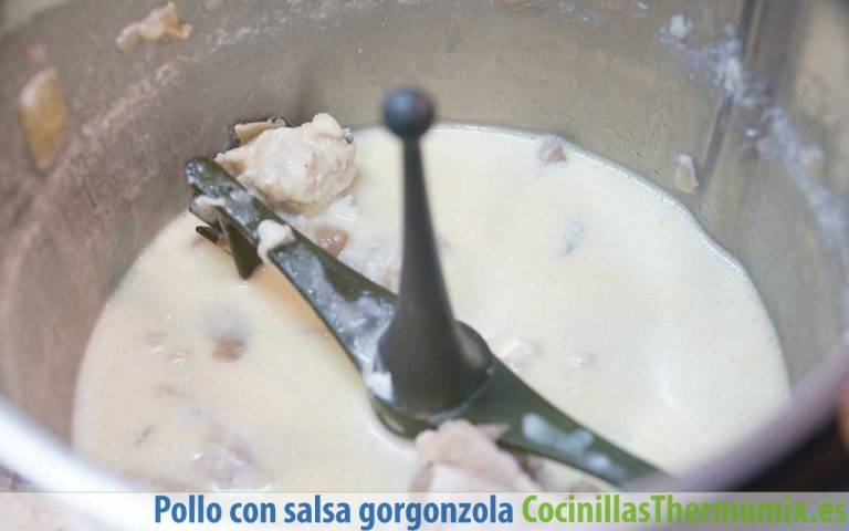Cómo hacer Pollo con salsa gorgonzola Thermomix