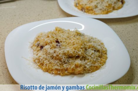 Risotto de jamón y gambas en Thermomix