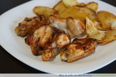 Alitas de pollo al horno con salsa de ostras