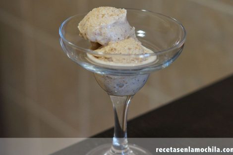 Helado vegano de turrón de avellana