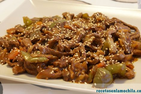 Ternera en salsa de ostras estilo chino