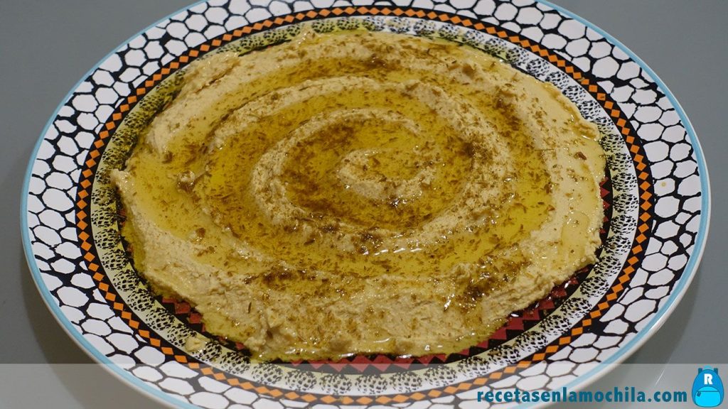 Hummus de lentejas rojas