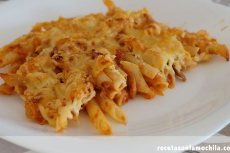 Macarrones con atún al horno