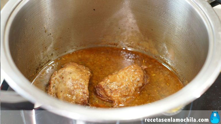 Cómo hacer carrilleras en salsa de vino y chocolate