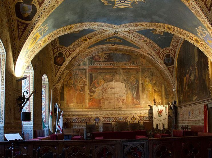Interior del palacio Priori en Volterra