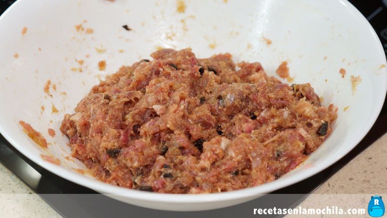 Cómo hacer hamburguesas con ciruelas al ras el hanout