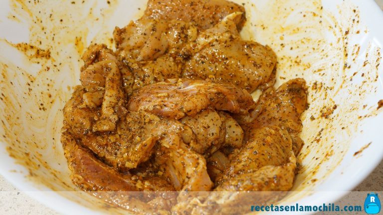 Cómo hacer pollo al ras el hanout