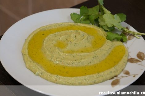 Hummus con cilantro