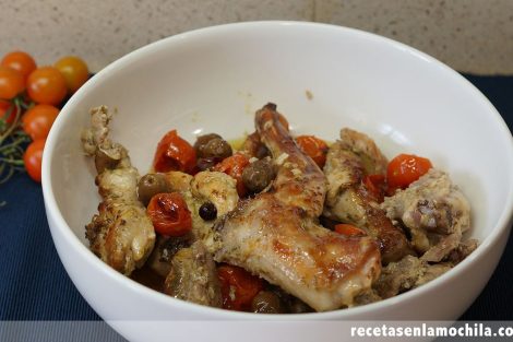 Conejo al horno estilo mediterráneo