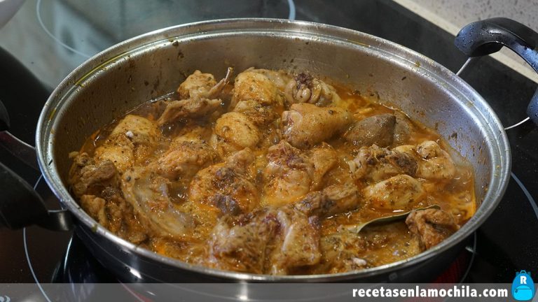 Cómo hacer conejo en salmorejo