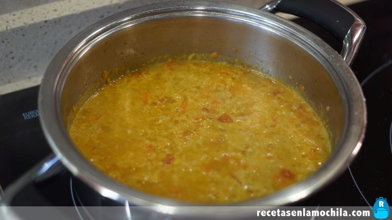 Cómo hacer dhal o curry de lentejas rojas