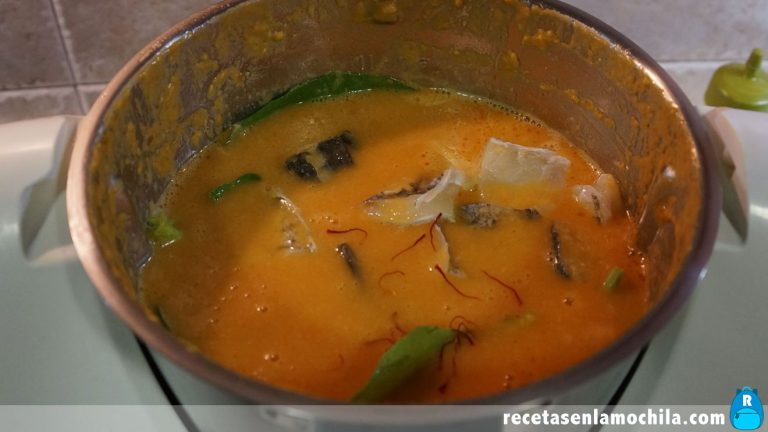 Cómo preparar potaje de vigilia o garbanzos con bacalao en Thermomix