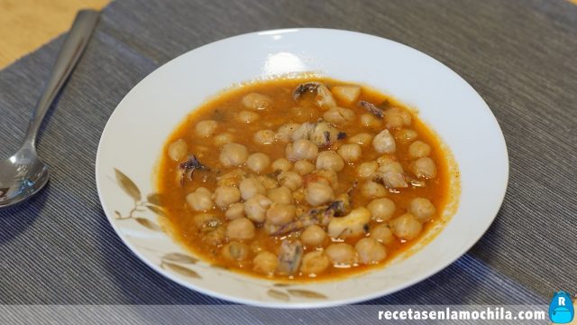 Garbanzos con sepia