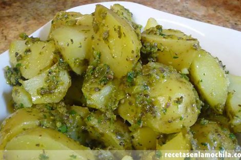 Patatas a la vinagreta con encurtidos en Thermomix