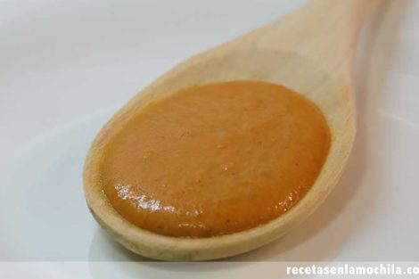 Salsa de tomate con nata en Thermomix