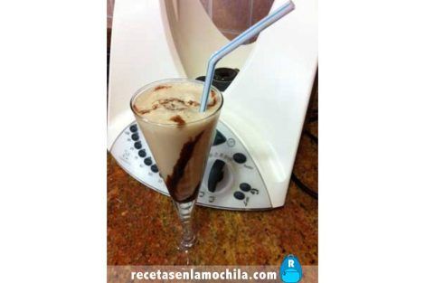 Batido de helado de turrón con Thermomix