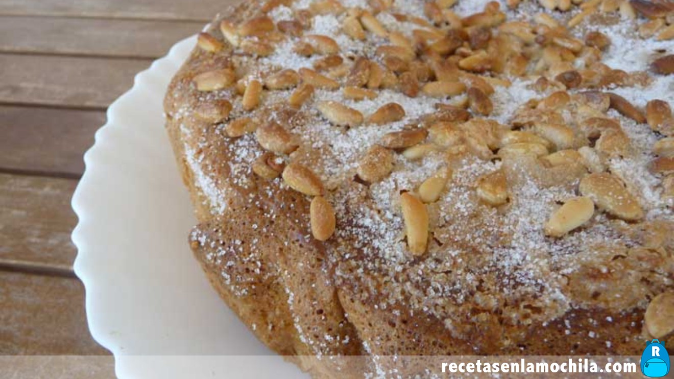 Bizcocho de piñones en Thermomix