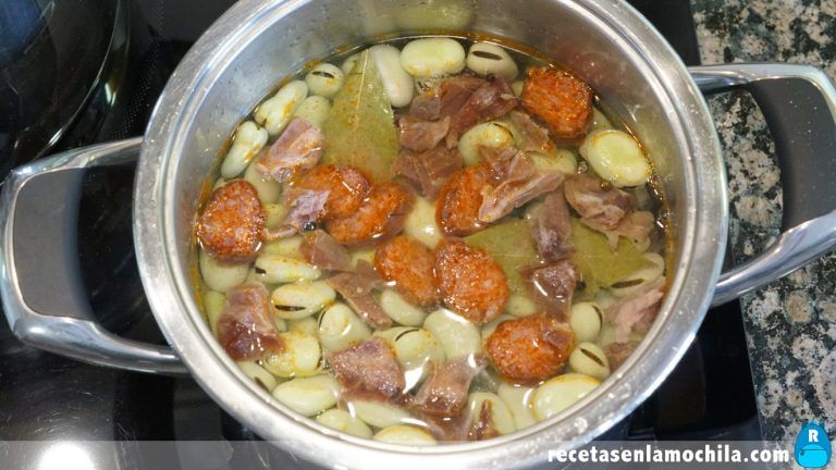 Cómo preparar michirones murcianos o habas guisadas