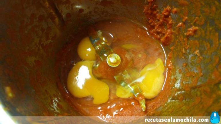Receta de revuelto de huevo con tomate en Thermomix