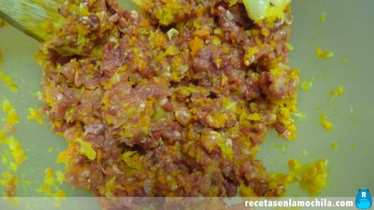 Relleno de mano de zombie para Halloween con Thermomix
